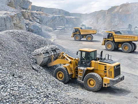 Quarry aggregate loading with wheel loader